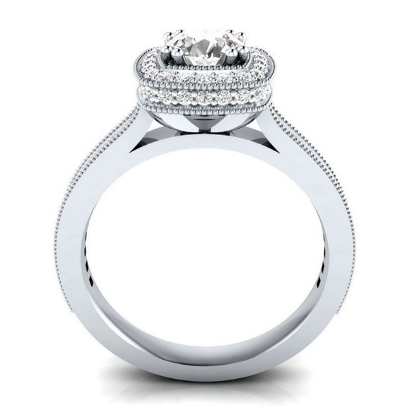 Ring Round Cut White Sapphire - Picture 2 of 4